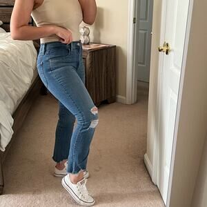 Levi's 724 High-Rise Straight Crop Jeans 27 Distressed Raw Hem